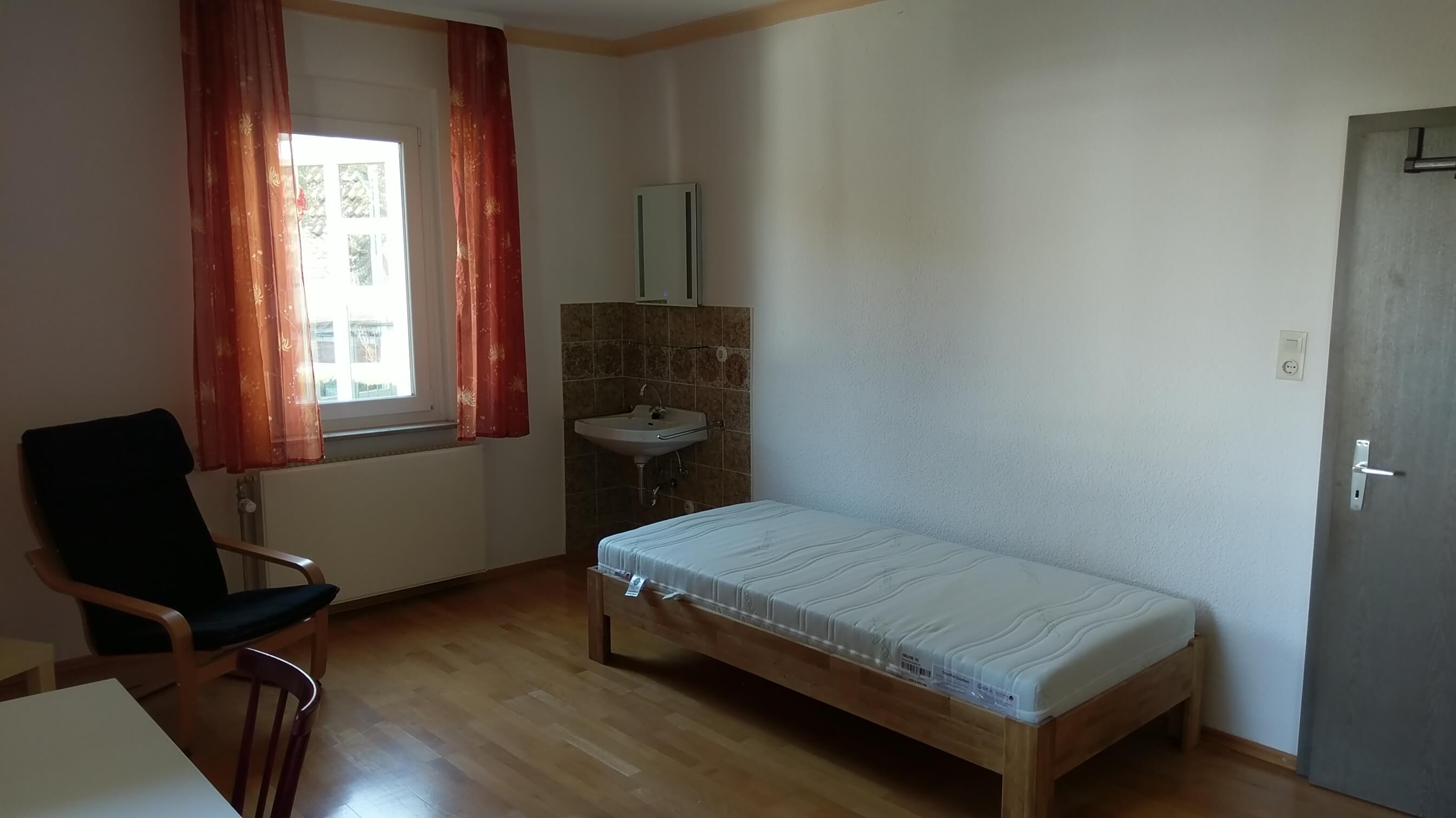 Neckarsulm Zimmer 3 im Obergeschoss